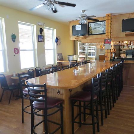White Sands Inn, Marina, Bar & Grill Port Isabel Buitenkant foto