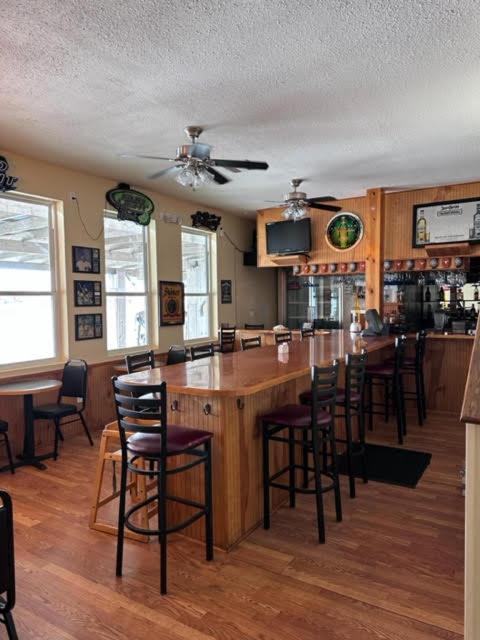 White Sands Inn, Marina, Bar & Grill Port Isabel Buitenkant foto