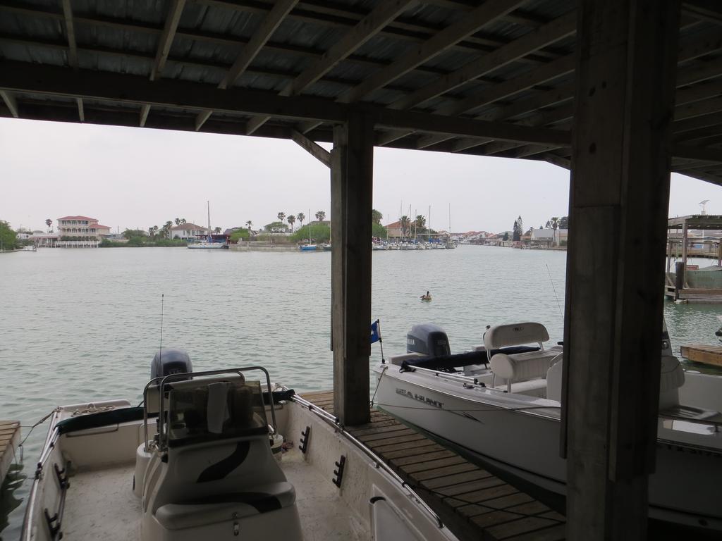 White Sands Inn, Marina, Bar & Grill Port Isabel Buitenkant foto